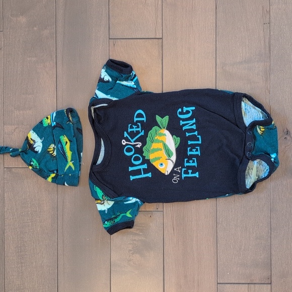 Little Blue House Game Fish Baby Bodysuit with Hat 3-6 months - Picture 2 of 10